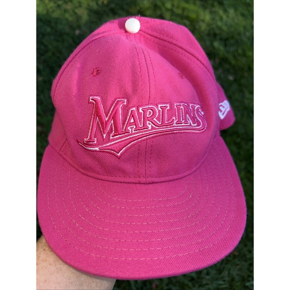 Marlins baseball Bright Pink Snap Hat 7 3/8. By Genuine Merchandise 59fifty - Picture 4 of 7